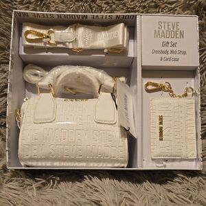 Steve Madden White Crossbody Bag Gift Set